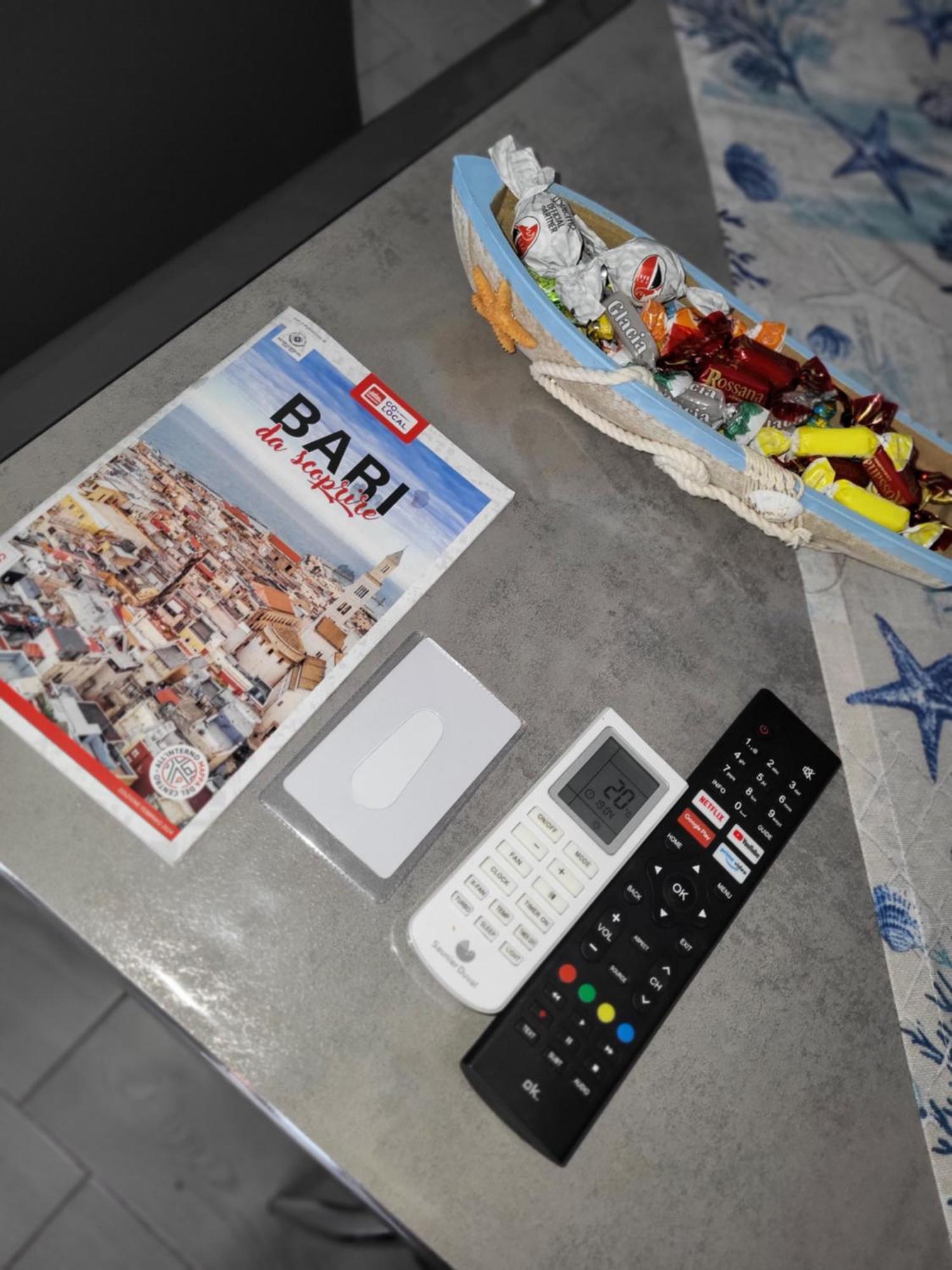 Casa Vacanze Manthy Posizione Centrale Bari Luaran gambar
