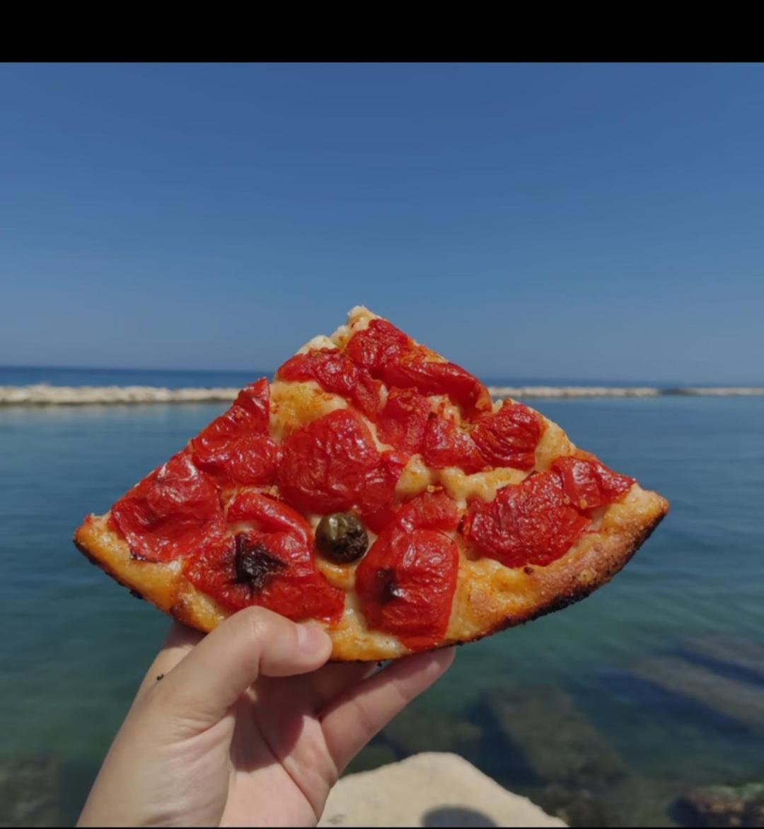Casa Vacanze Manthy Posizione Centrale Bari Luaran gambar